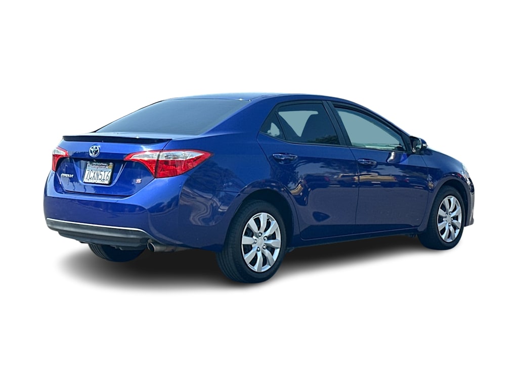 Thumbnail: 2015 Toyota Corolla - 18