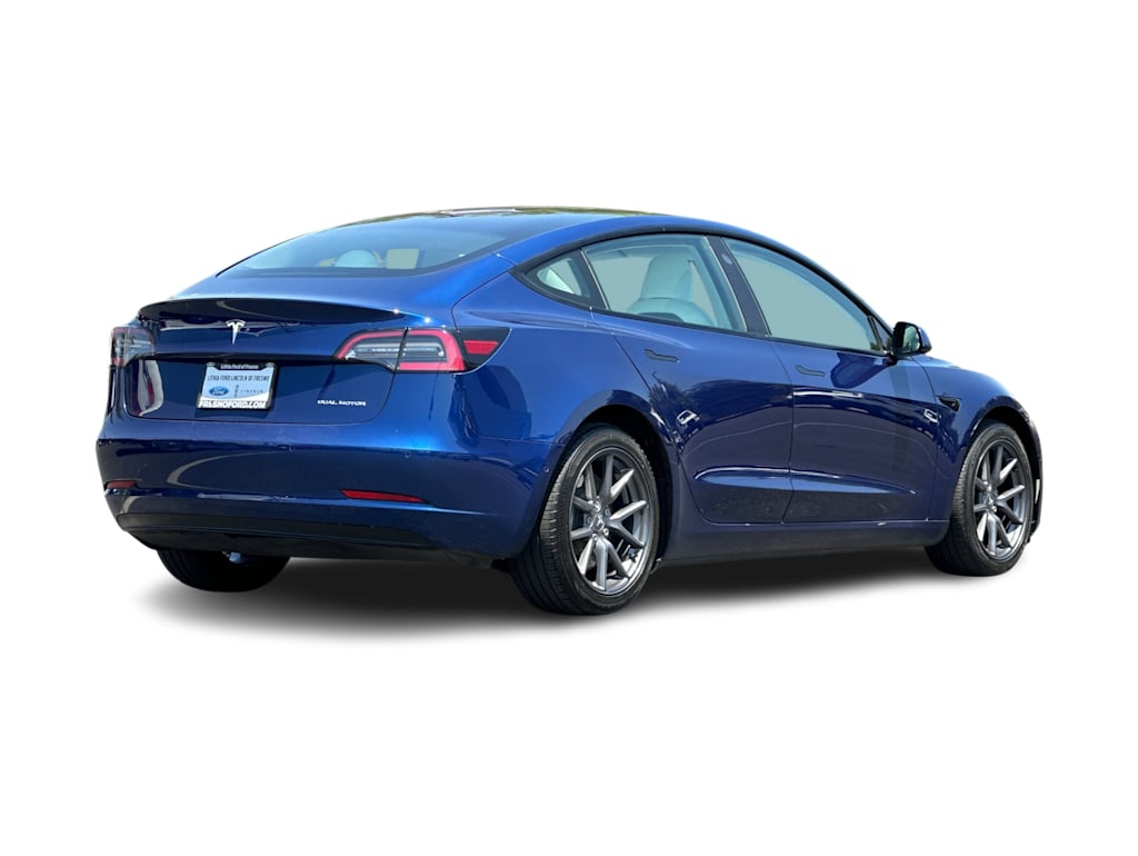 Thumbnail: 2022 Tesla Model 3 - 16