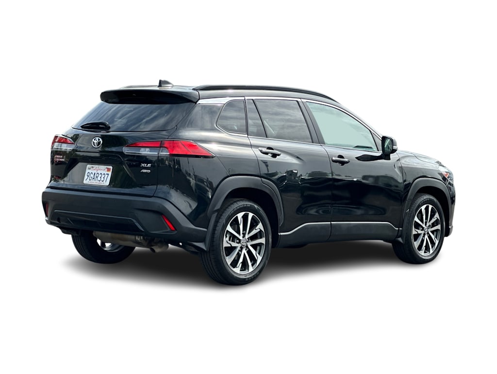 Thumbnail: 2023 Toyota Corolla Cross - 16