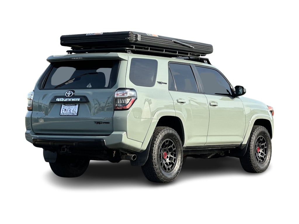 Thumbnail: 2021 Toyota 4Runner - 18