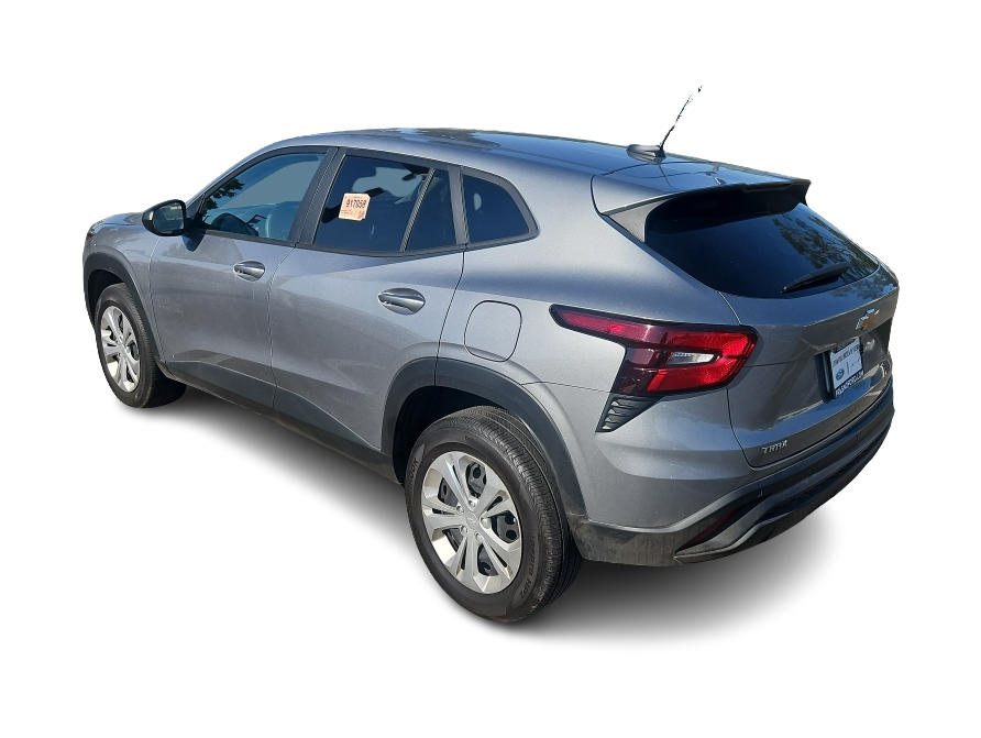 Thumbnail: 2025 Chevrolet Trax - 3
