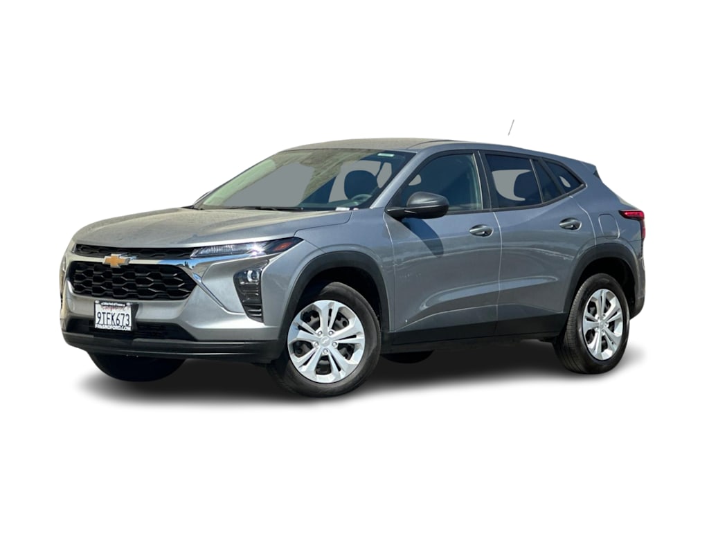 Thumbnail: 2025 Chevrolet Trax - 3