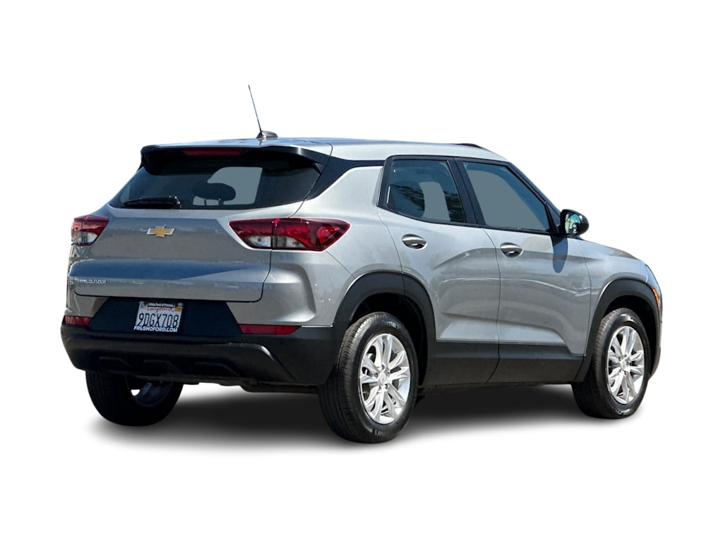 Thumbnail: 2023 Chevrolet TrailBlazer - 19