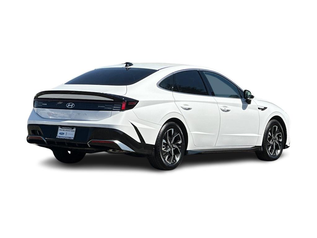 Thumbnail: 2024 Hyundai Sonata - 16