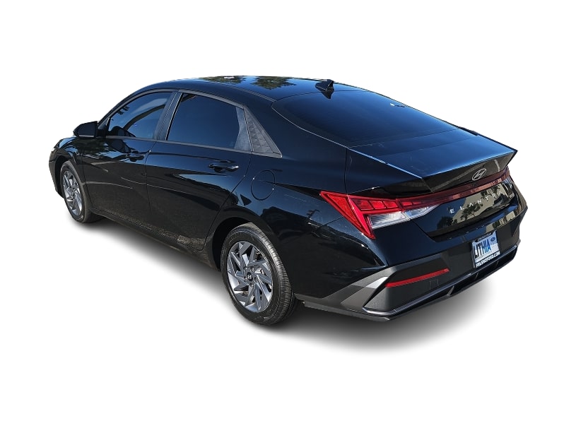 Thumbnail: 2025 Hyundai Elantra - 4