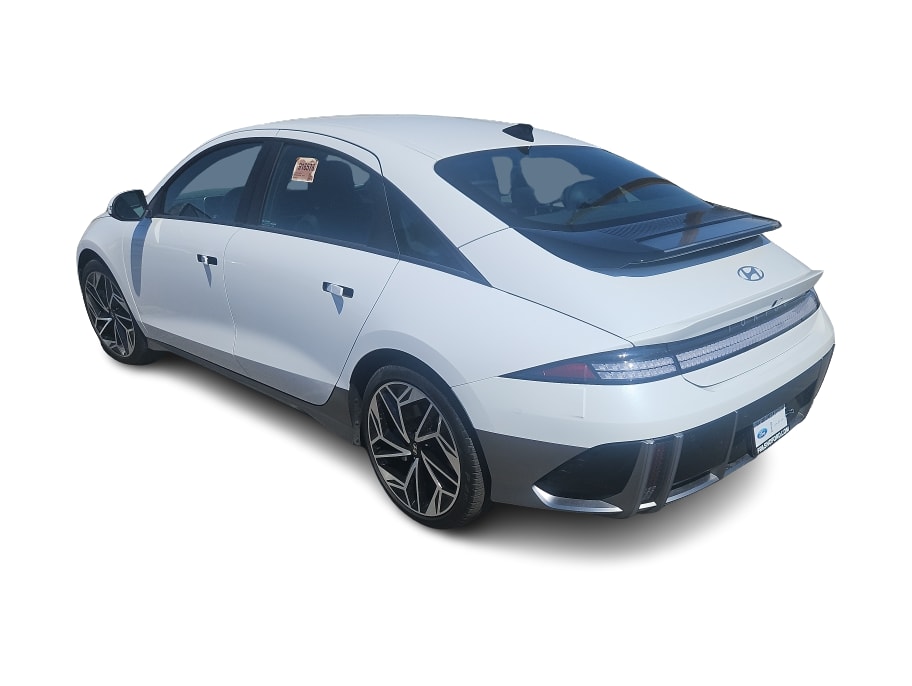 Thumbnail: 2023 Hyundai Ioniq 6 - 16