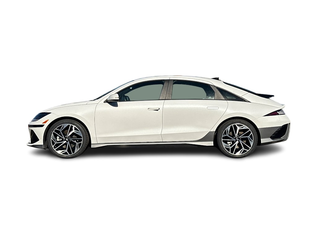 Thumbnail: 2023 Hyundai Ioniq 6 - 3