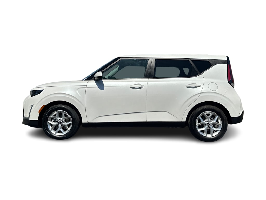 Thumbnail: 2023 Kia Soul - 3