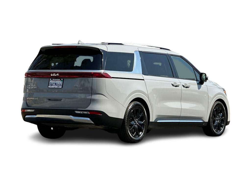 Thumbnail: 2022 Kia Carnival - 18