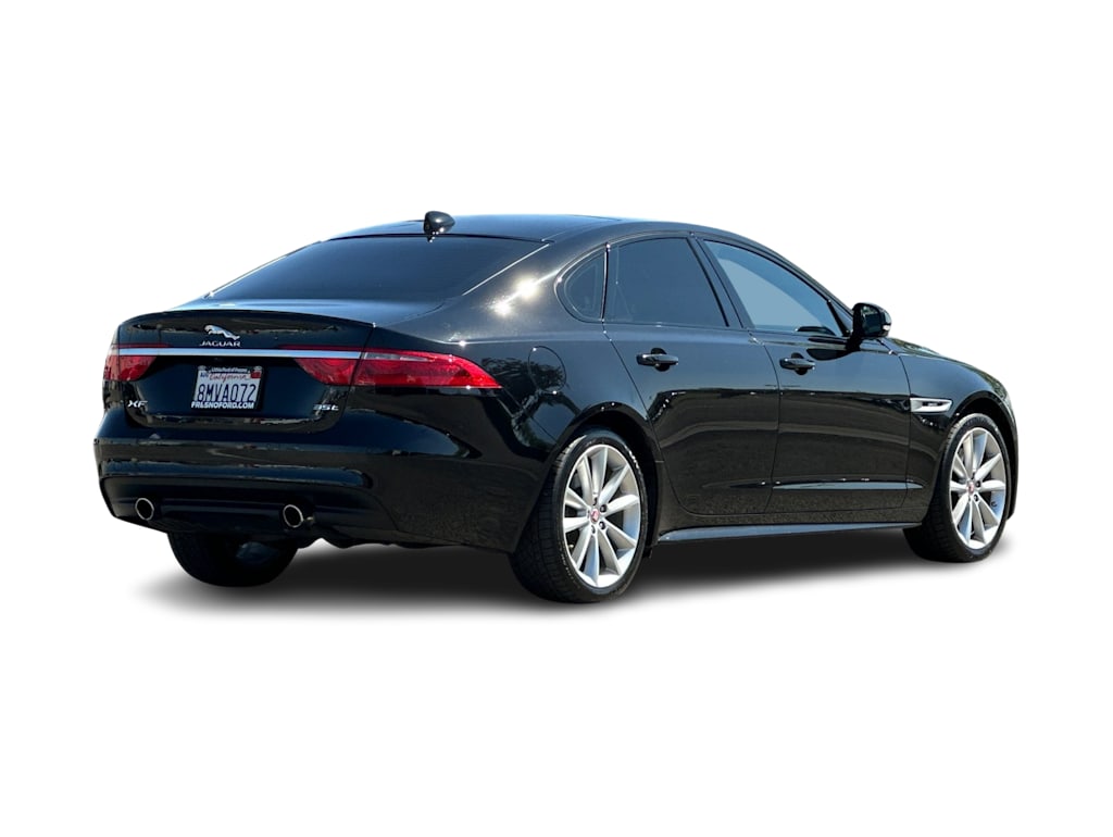 Thumbnail: 2016 Jaguar XF - 16