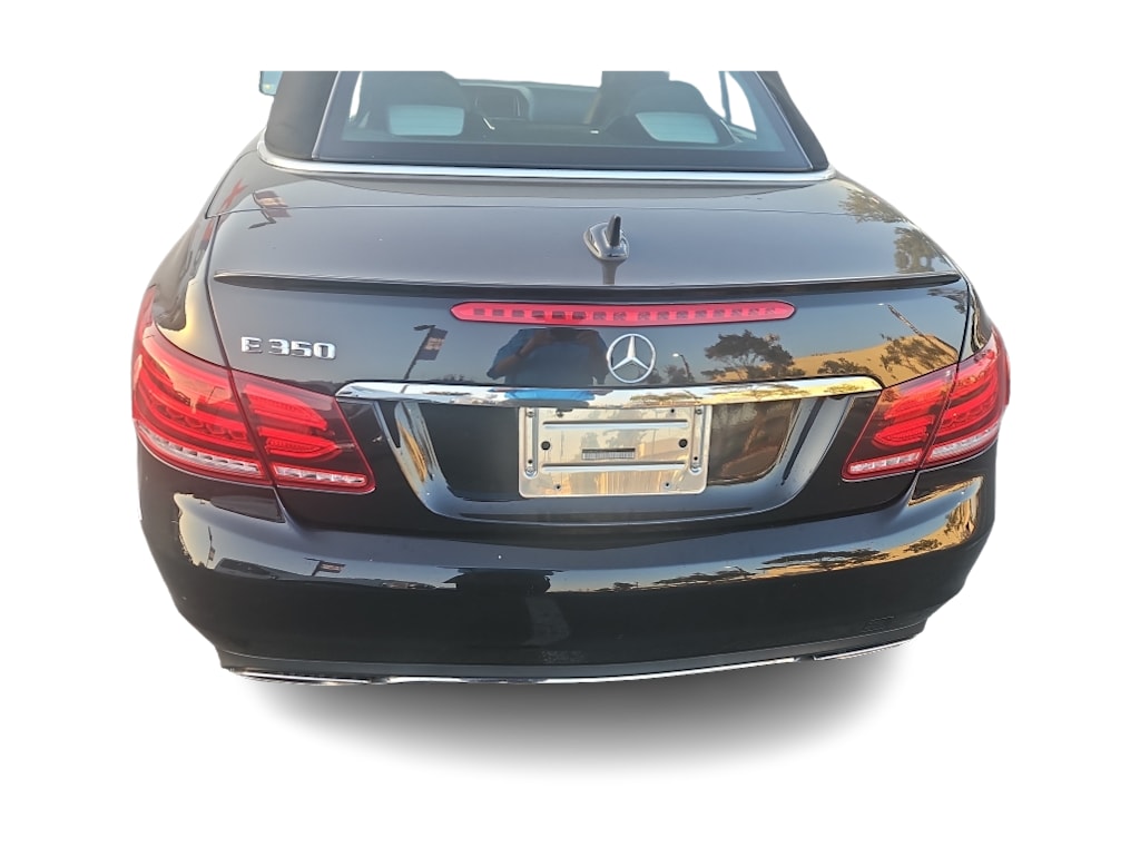 Thumbnail: 2014 Mercedes-Benz E-Class - 17