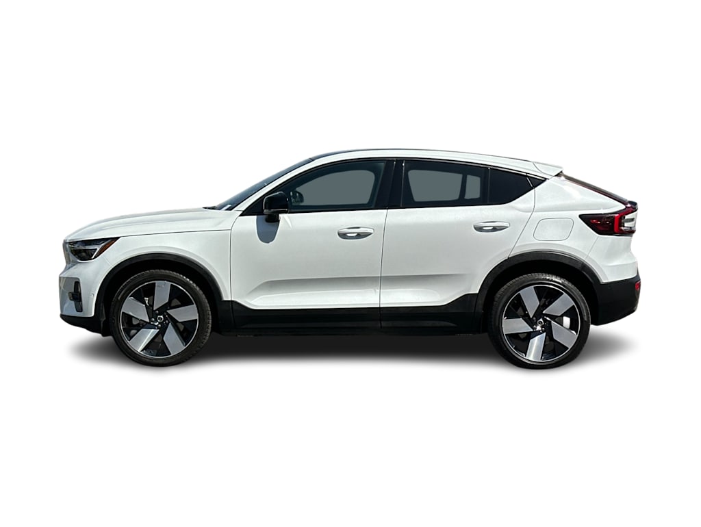 Thumbnail: 2023 Volvo C40 - 19