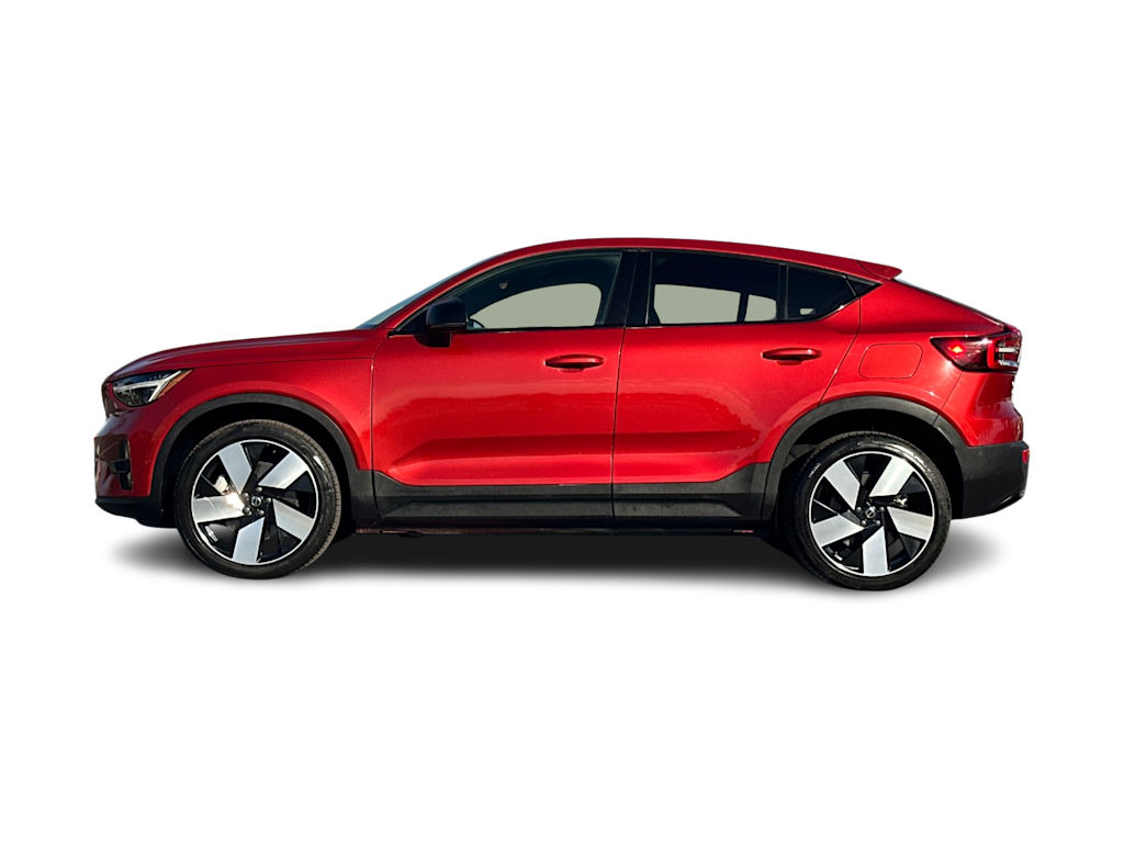 Thumbnail: 2023 Volvo C40 - 3