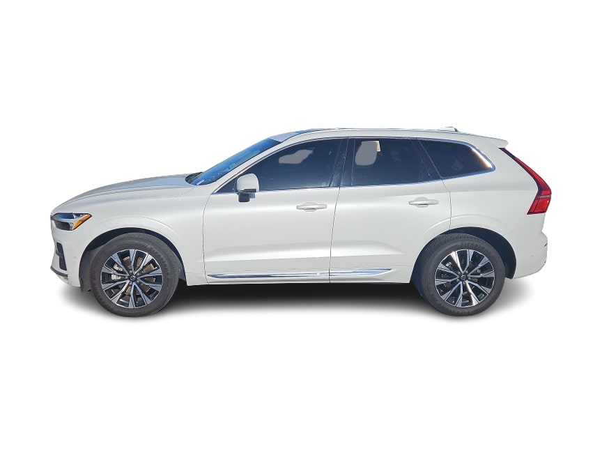 Thumbnail: 2023 Volvo XC60 - 3