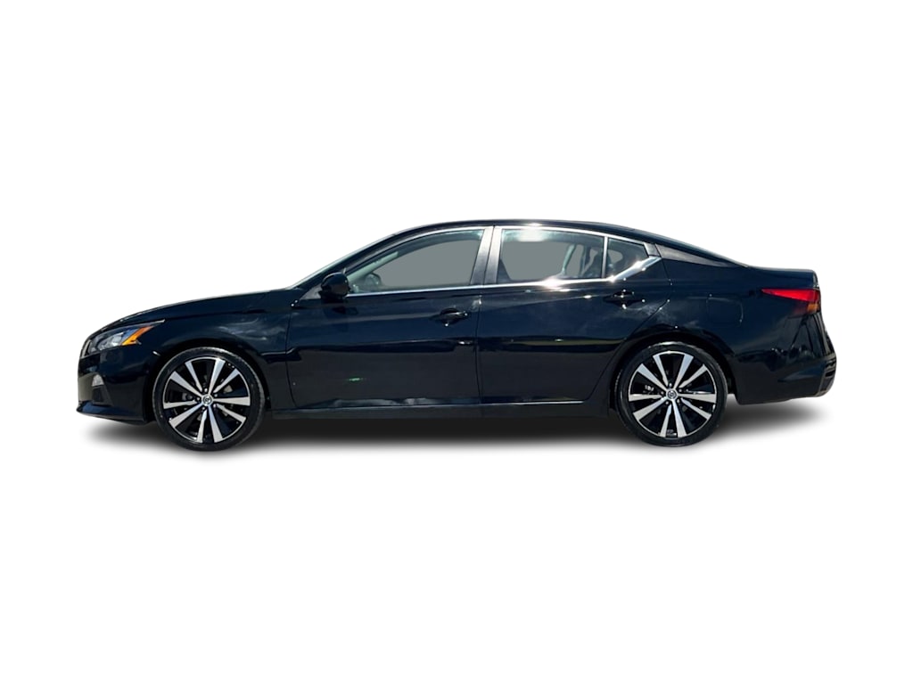 2022 Nissan Altima SR 3