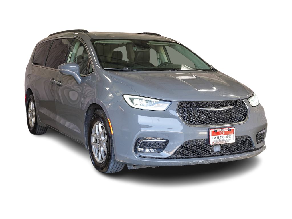 2022 Chrysler Pacifica Touring L 14