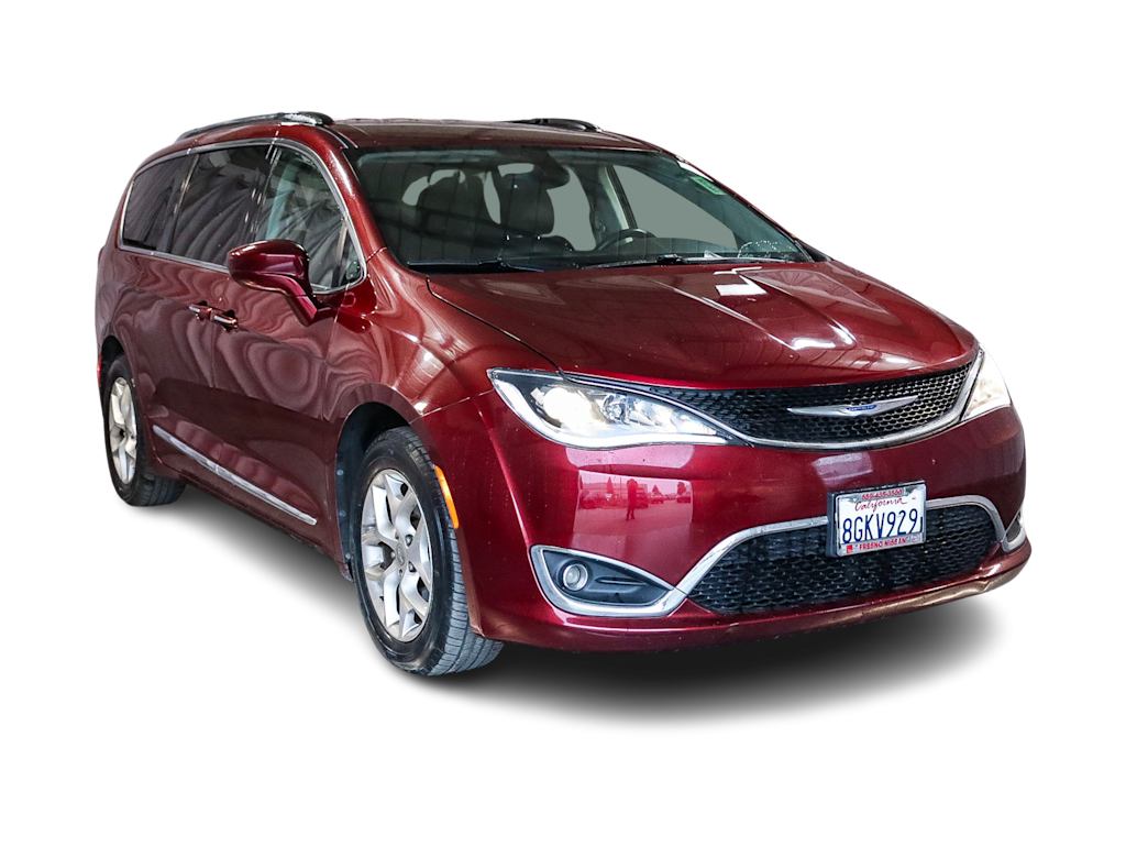 2019 Chrysler Pacifica Touring L 14