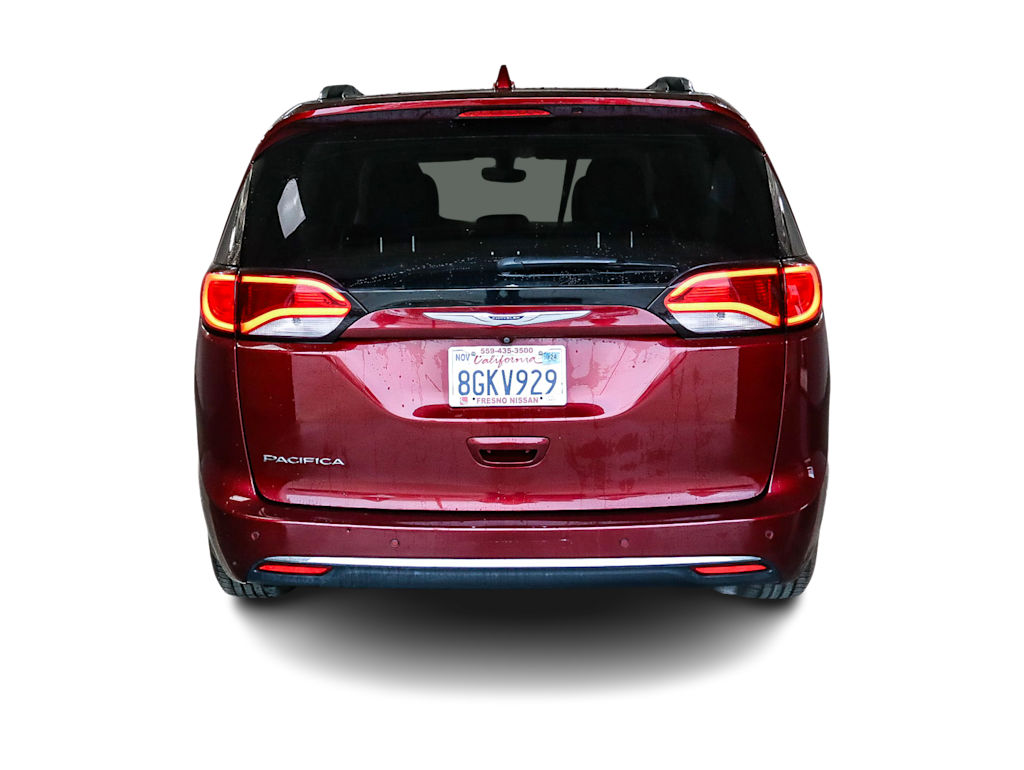 2019 Chrysler Pacifica Touring L 4