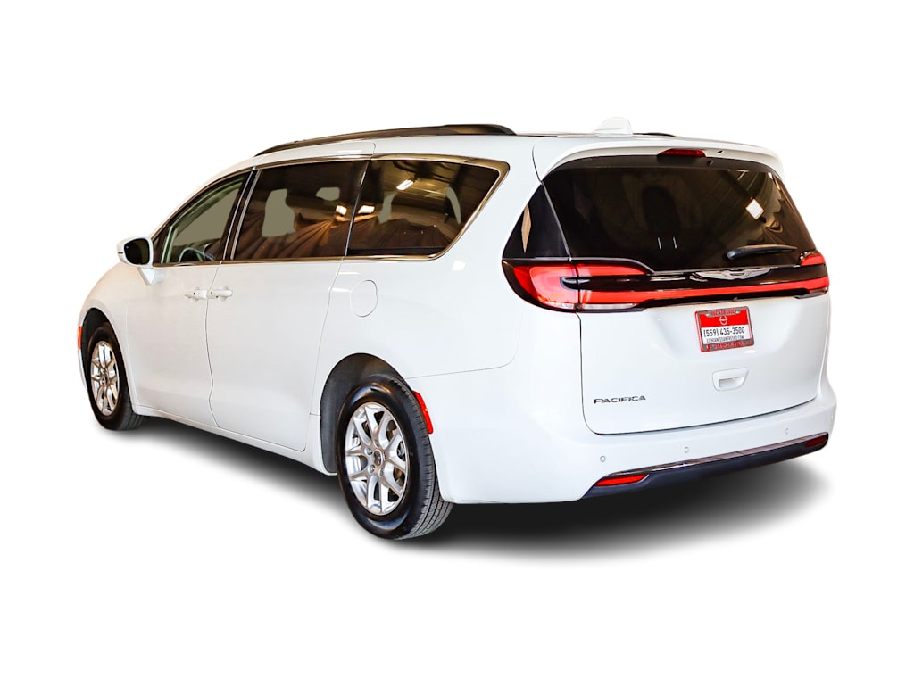 2022 Chrysler Pacifica Touring L 3