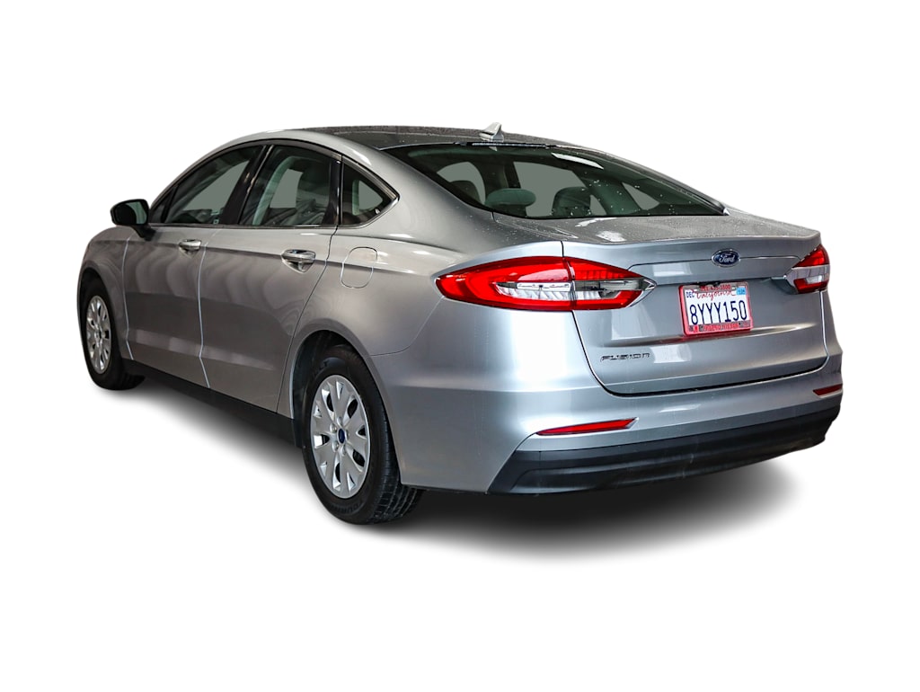 2020 Ford Fusion S 3