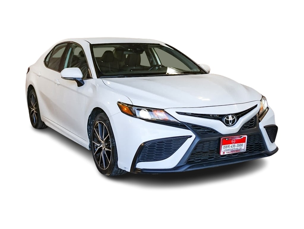 2023 Toyota Camry SE 16