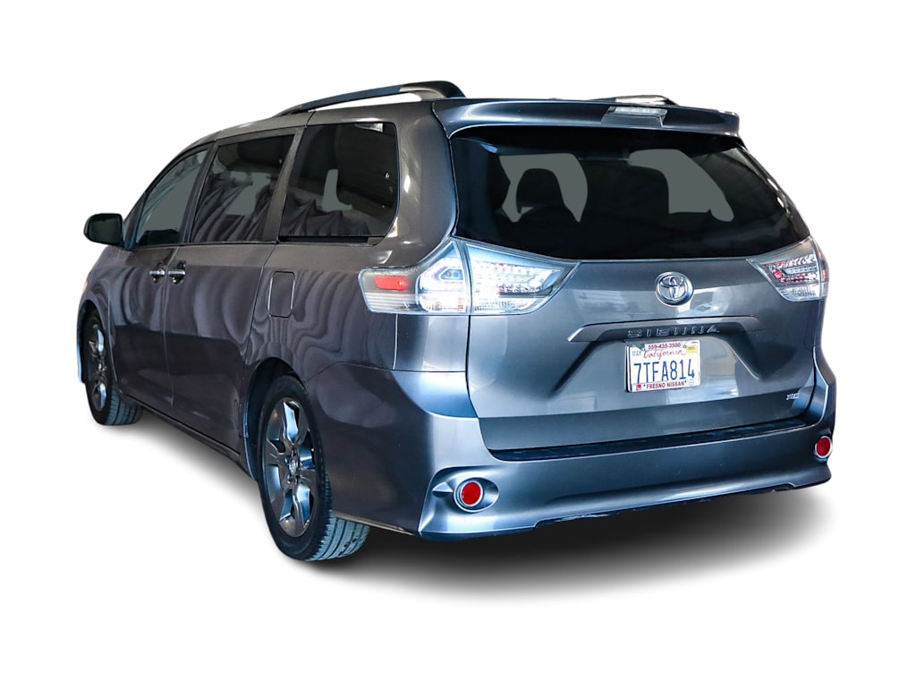 2016 Toyota Sienna SE Premium 3