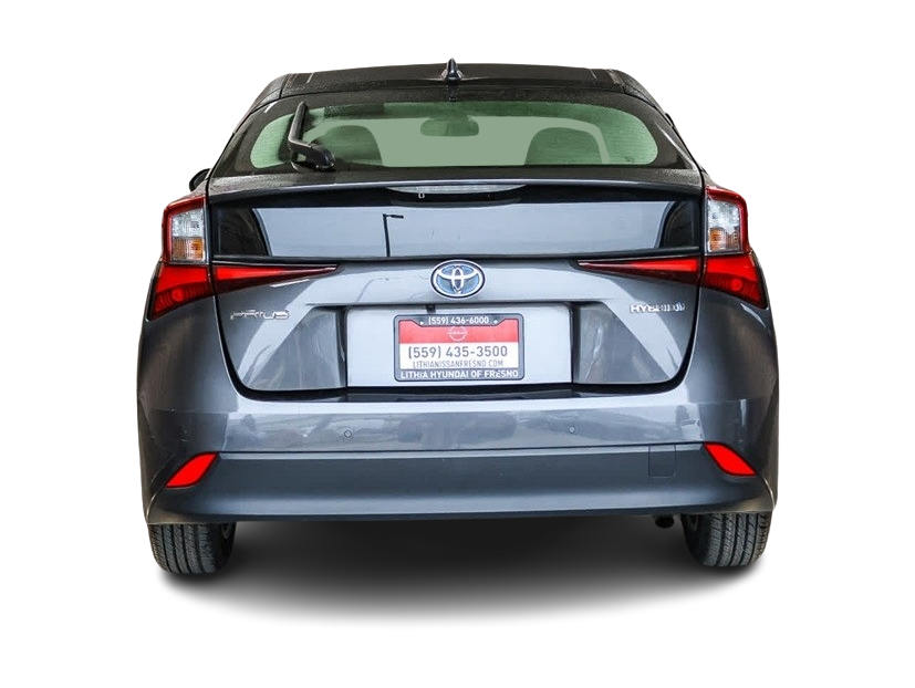 2022 Toyota Prius L Eco 4
