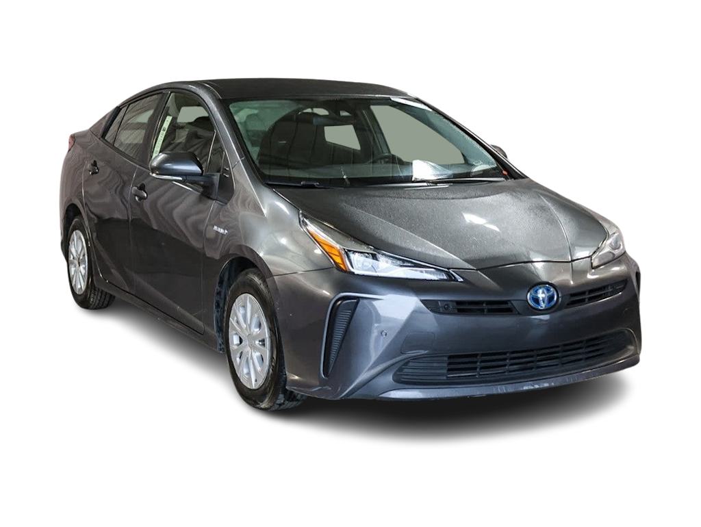 2022 Toyota Prius L Eco 18