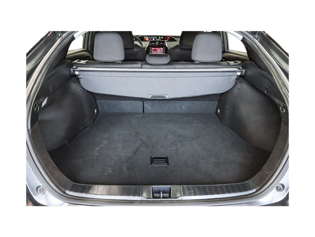2022 Toyota Prius L Eco 15