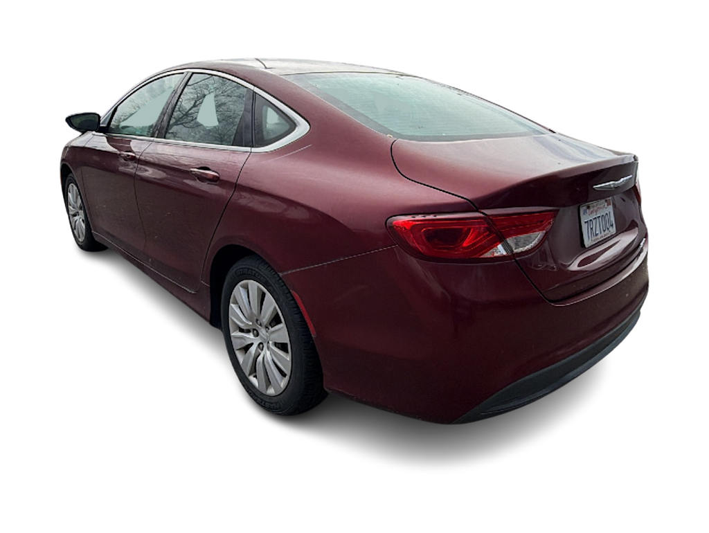 Thumbnail: 2016 Chrysler 200 - 4