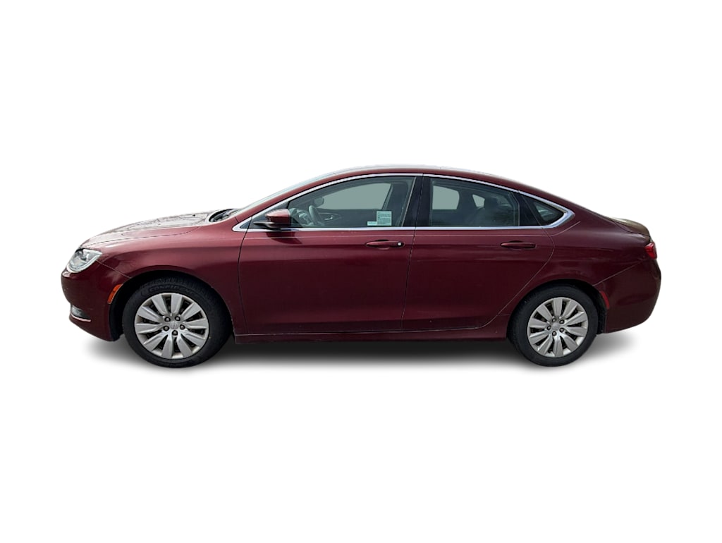 Thumbnail: 2016 Chrysler 200 - 3