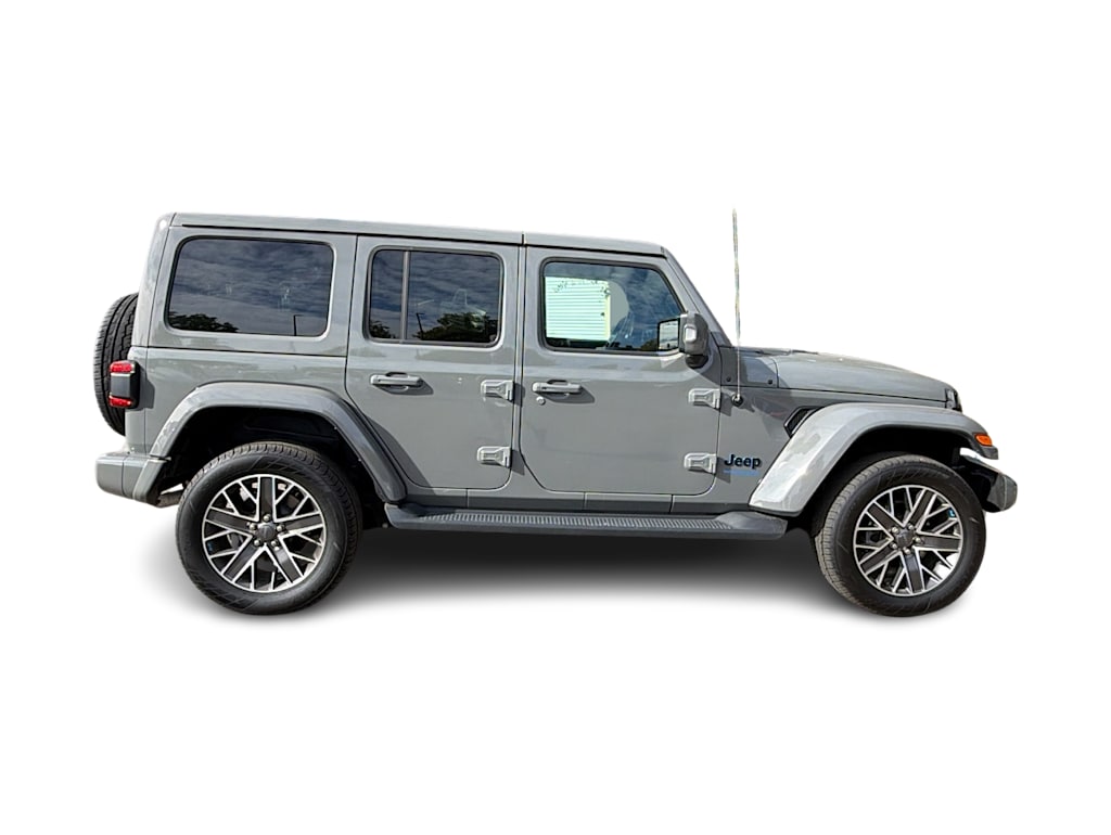 Thumbnail: 2022 Jeep Wrangler - 10