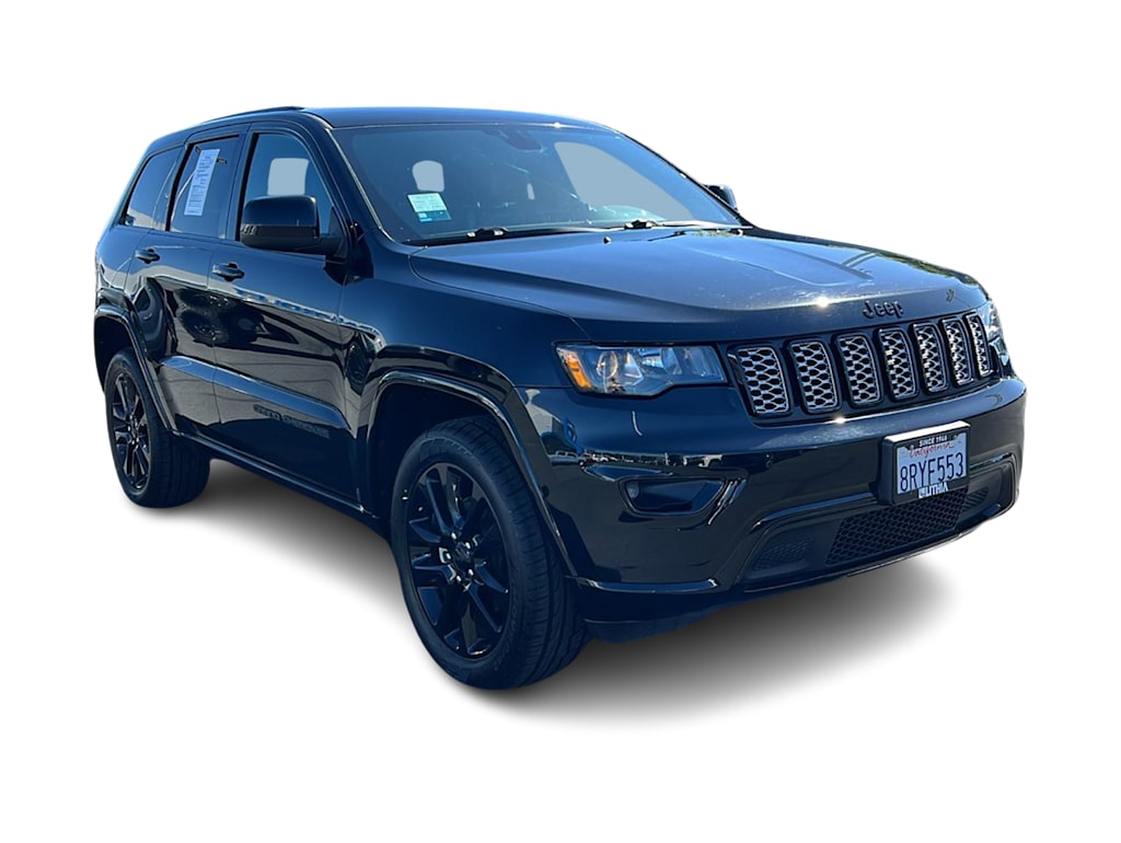 2020 Jeep Grand Cherokee Laredo 19
