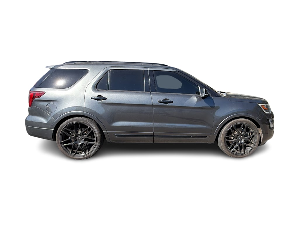 Thumbnail: 2017 Ford Explorer - 10
