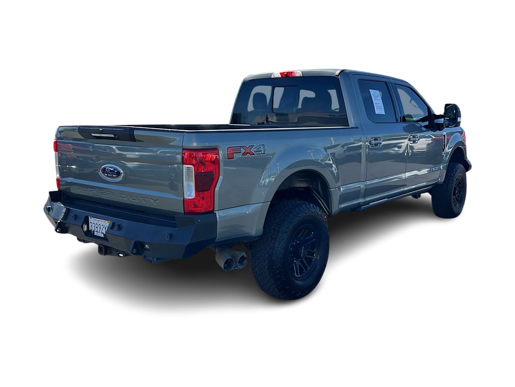 2019 Ford F-350 Lariat 21