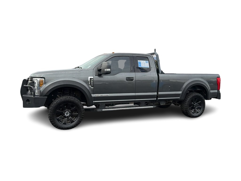 Thumbnail: 2019 Ford F-350 - 3