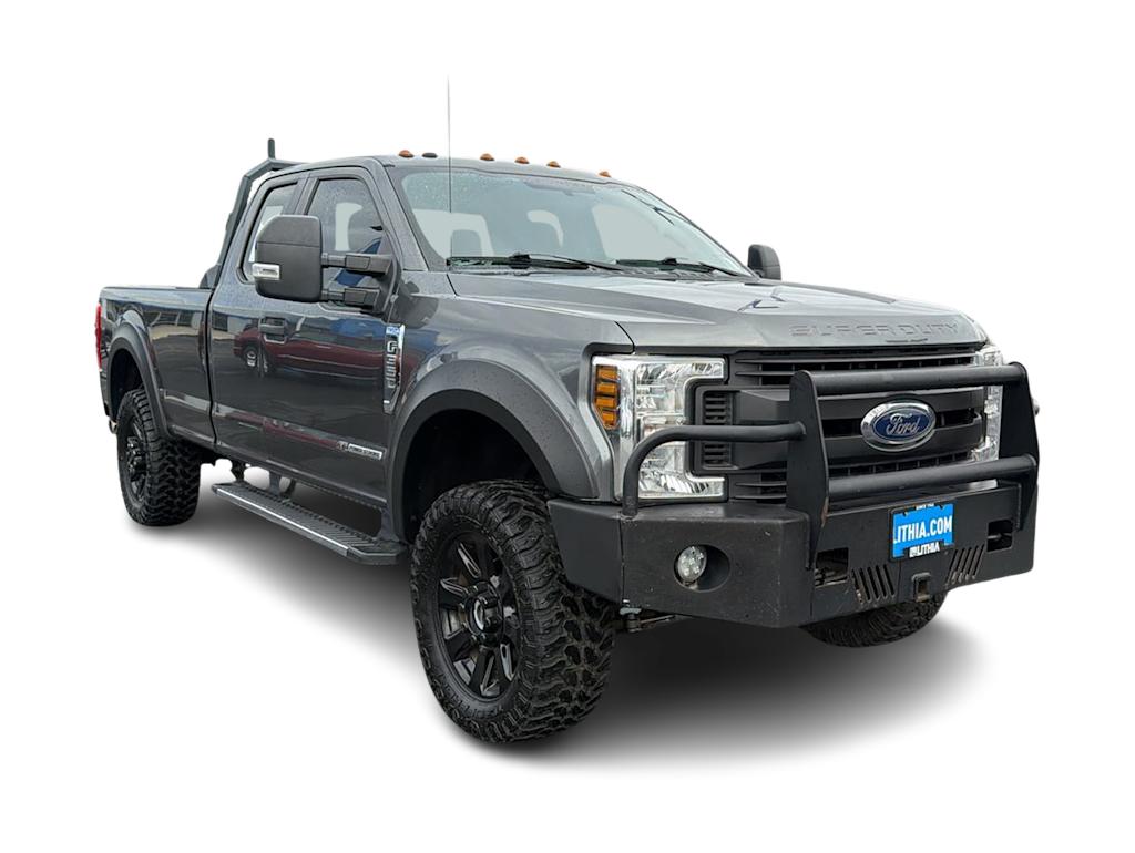 Thumbnail: 2019 Ford F-350 - 20