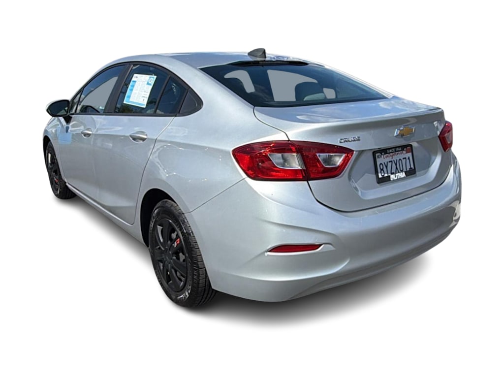 Thumbnail: 2019 Chevrolet Cruze - 4