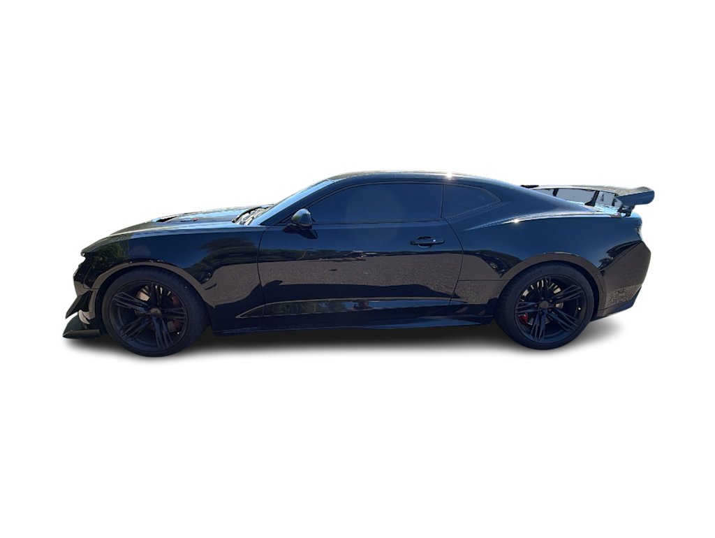 Thumbnail: 2018 Chevrolet Camaro - 3