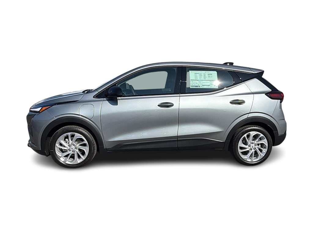 Thumbnail: 2027 Chevrolet Bolt EV - 3