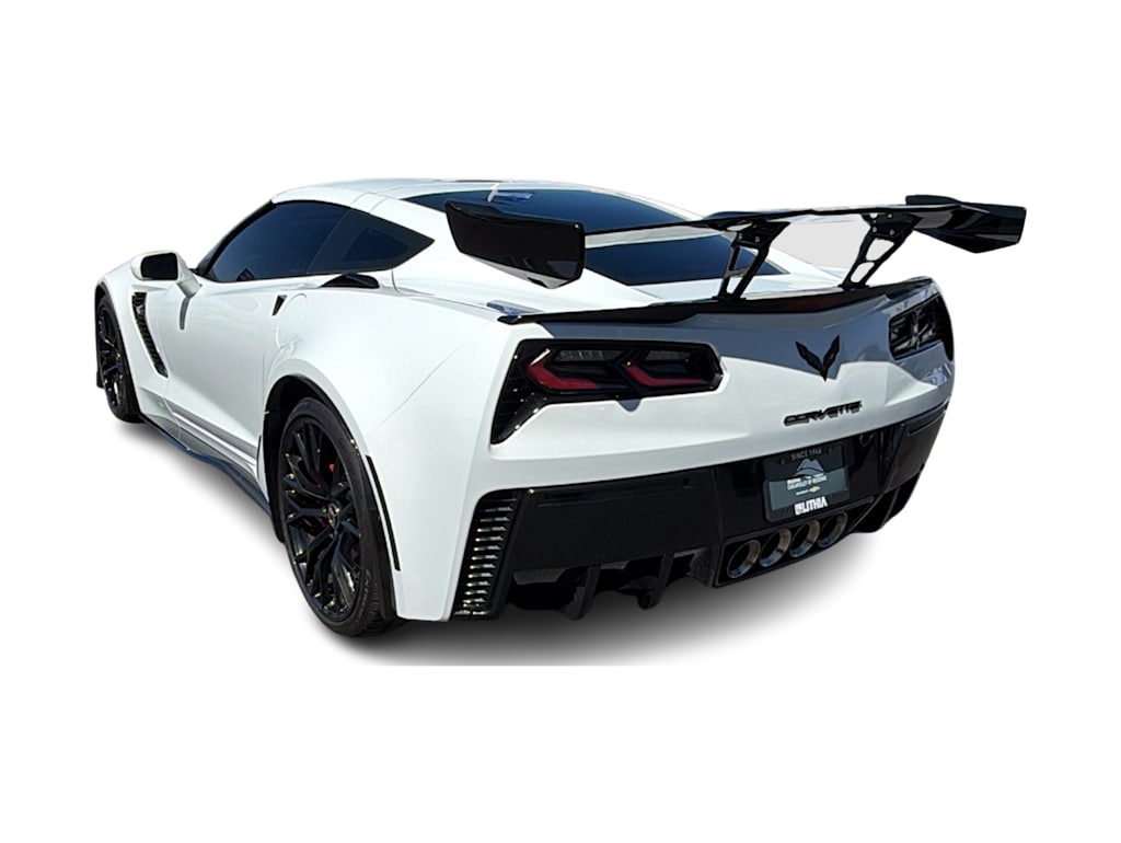 Thumbnail: 2015 Chevrolet Corvette - 4