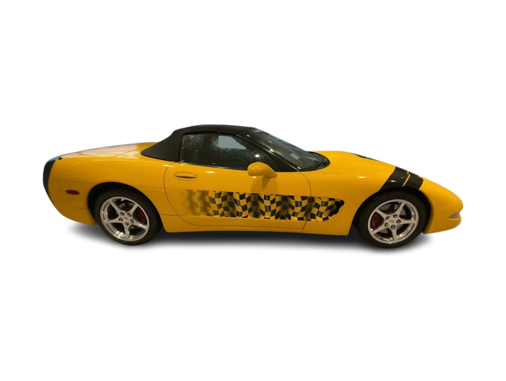 2003 Chevrolet Corvette Base 22