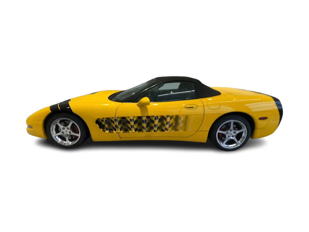 2003 Chevrolet Corvette Base 3