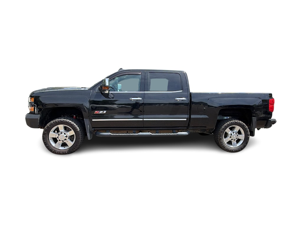 Thumbnail: 2017 Chevrolet Silverado 2500 - 3