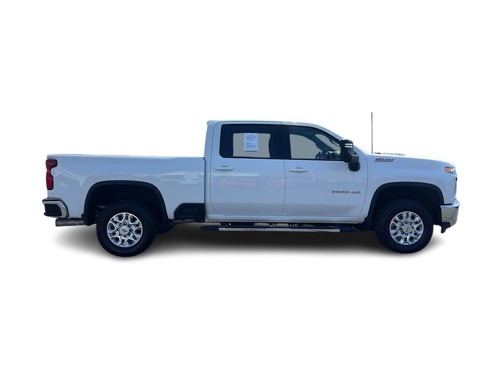 2022 Chevrolet Silverado 2500 LT 18