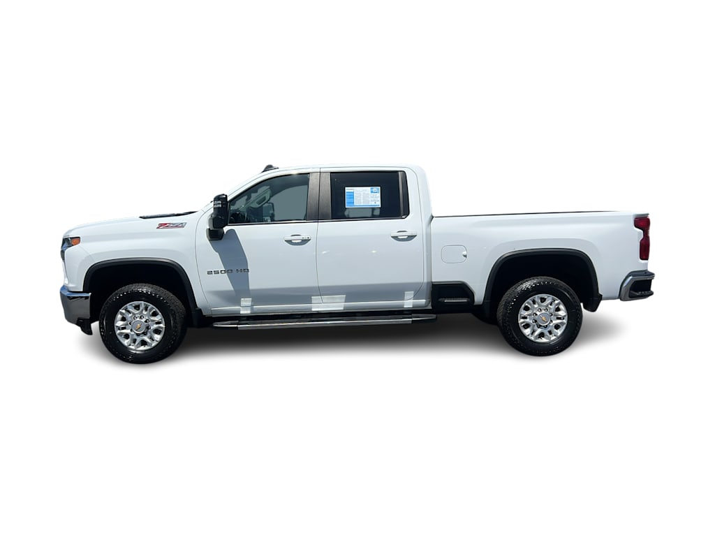2022 Chevrolet Silverado 2500 LT 3