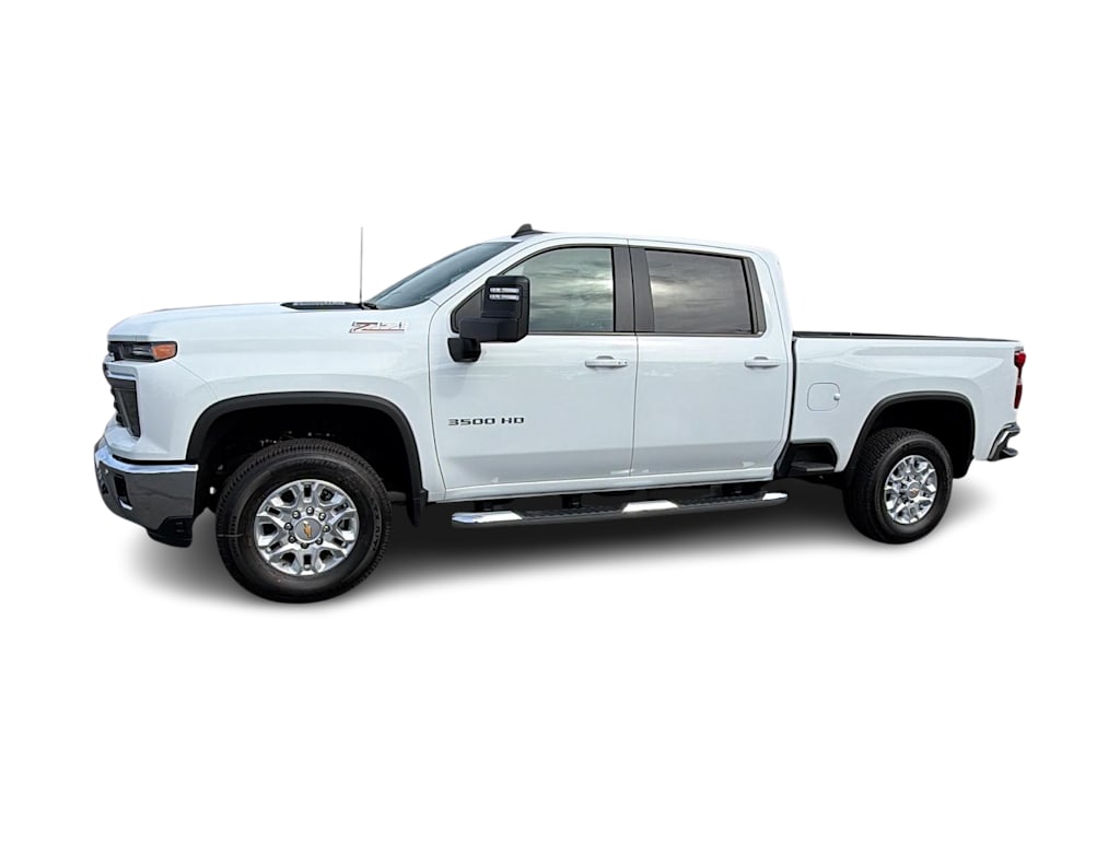 Thumbnail: 2026 Chevrolet Silverado 3500 - 3