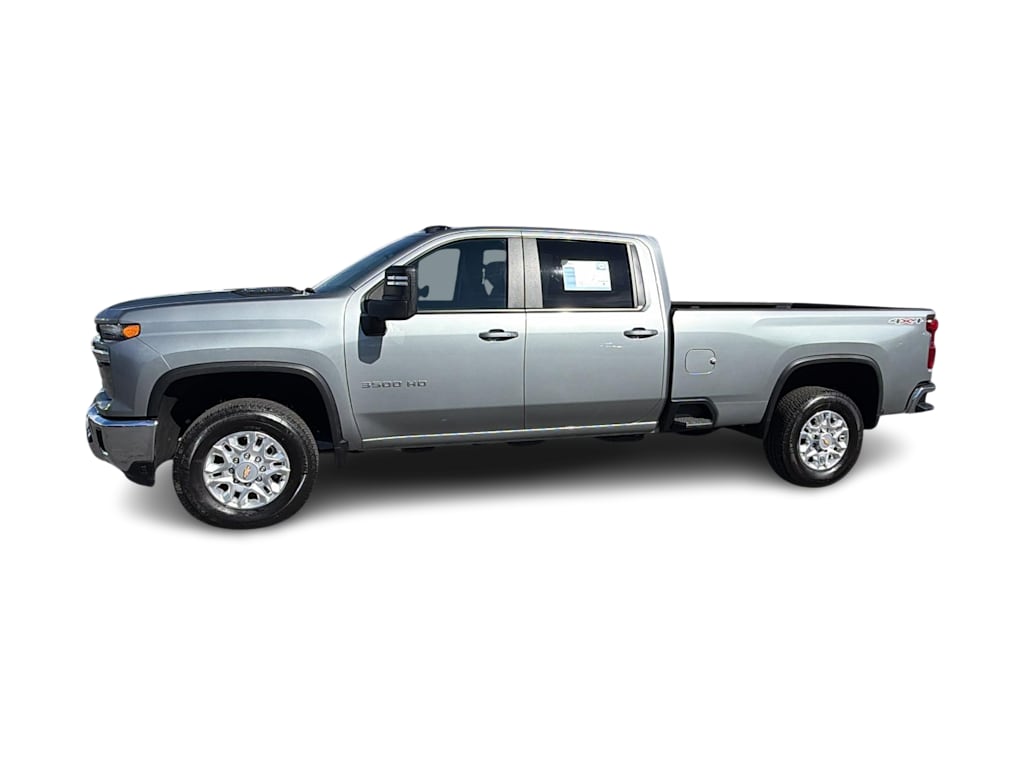 Thumbnail: 2025 Chevrolet Silverado 3500 - 3
