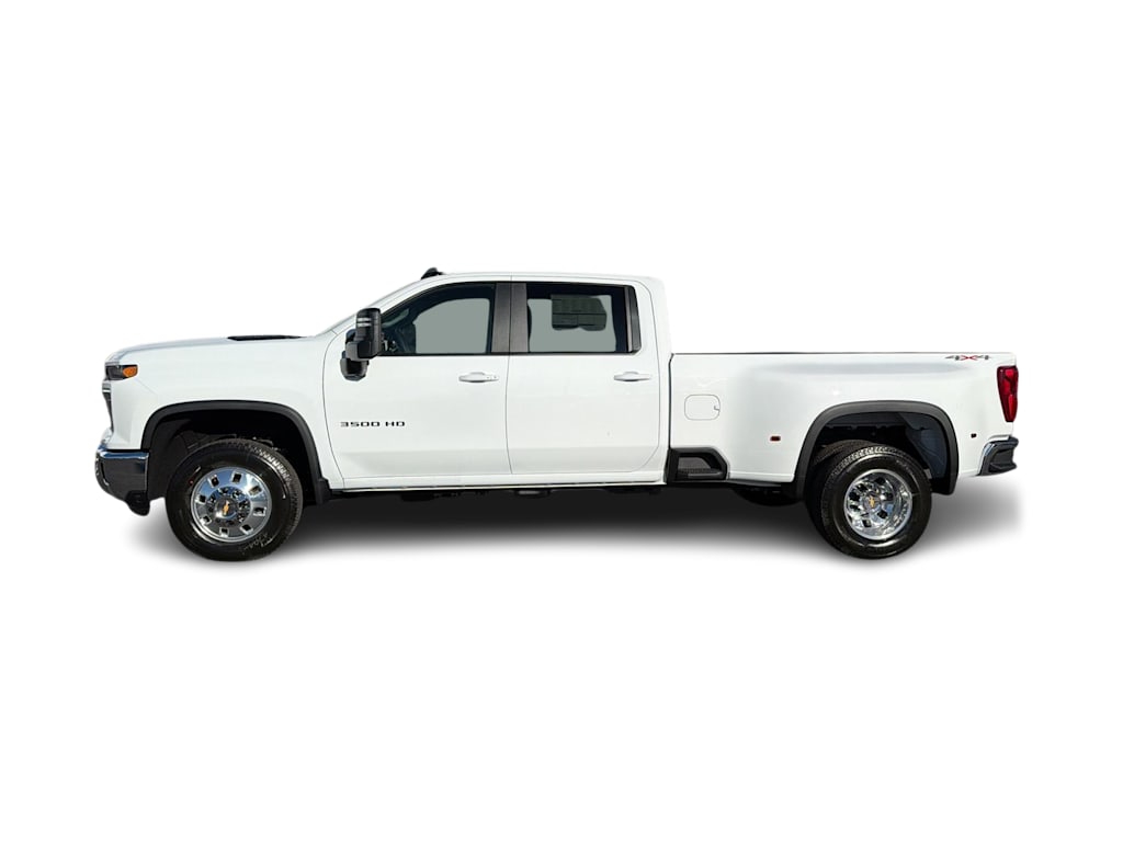 Thumbnail: 2026 Chevrolet Silverado 3500 - 3