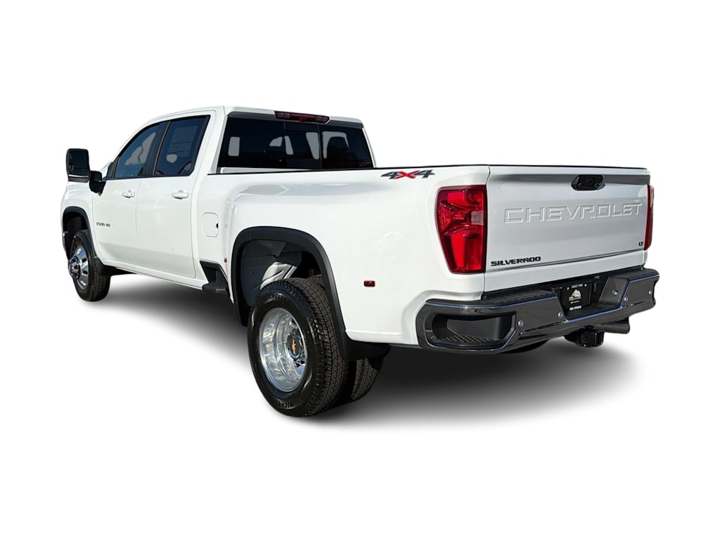 Thumbnail: 2026 Chevrolet Silverado 3500 - 4